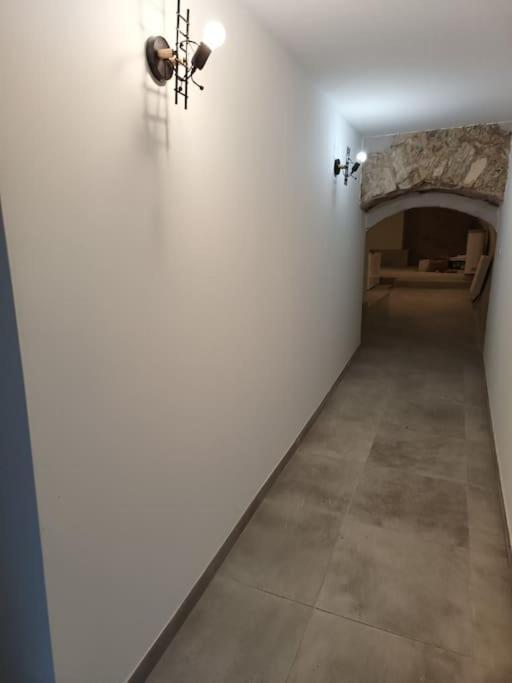 Studio Glamour Avec Espace Balneo Prive Dallet Luaran gambar